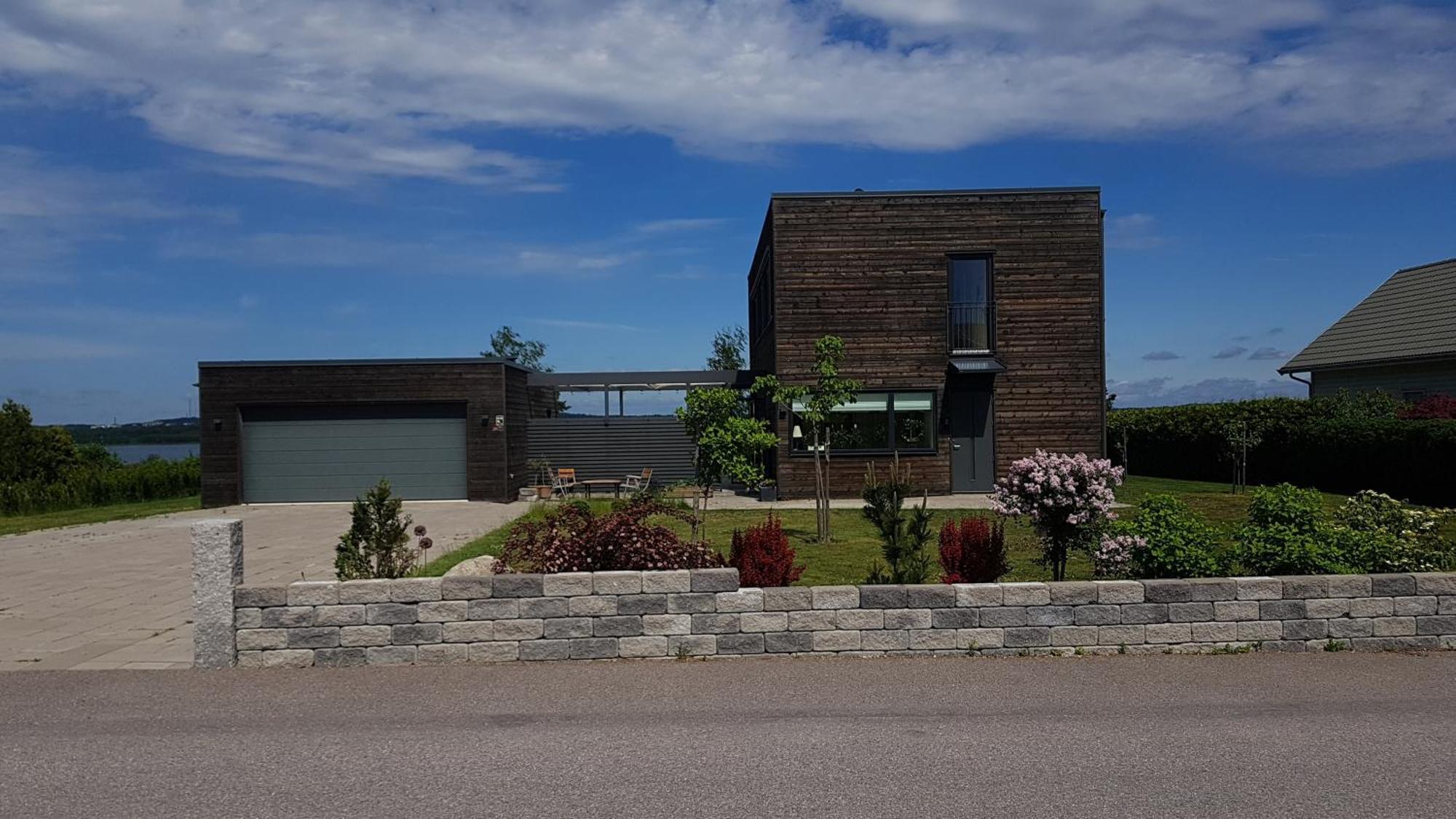 Guestly Homes - 4Br Serene Villa With Garden 尼雪平 外观 照片